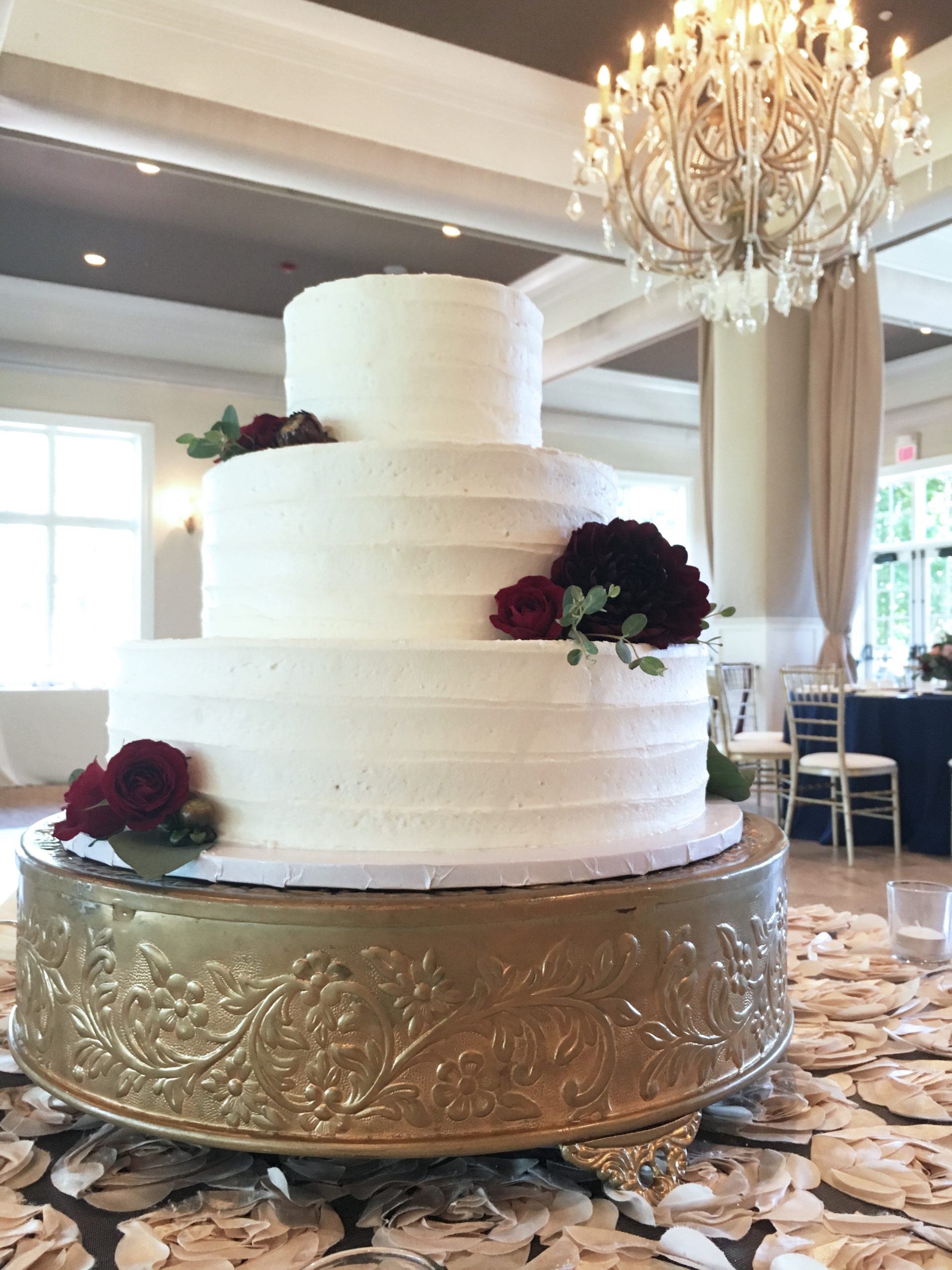 Rustic linear white wedding cake