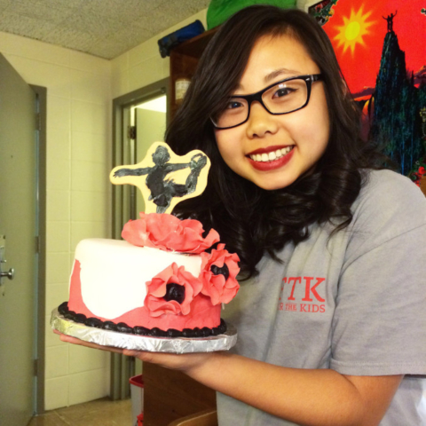 graduate themed cakes in Columbus, Ohio