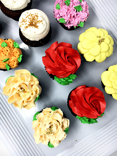 floral bouquet cupcakes
