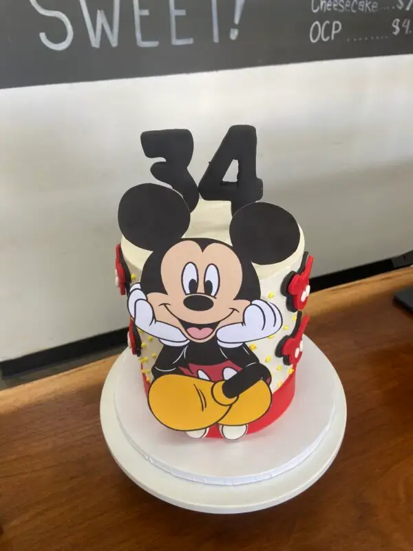 Movie Inspired Cakes - Image 20