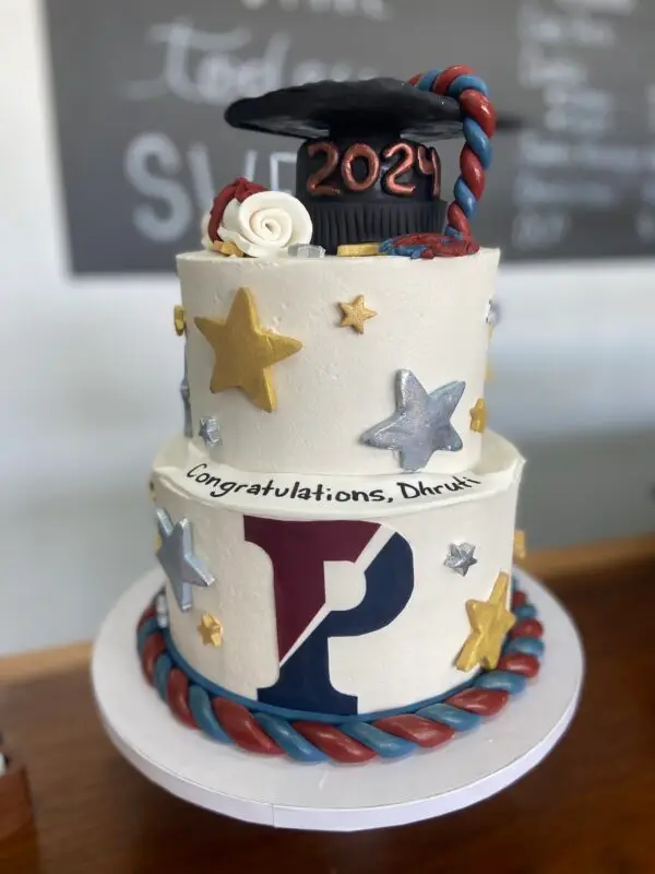 Graduation Cakes - Image 5