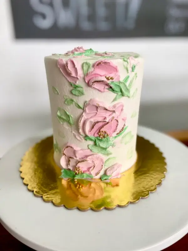 Anniversary Cakes - Image 6