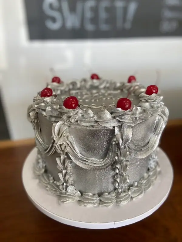 Birthday Cakes - Image 31