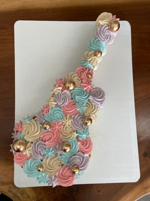 Carved Cakes - Image 2