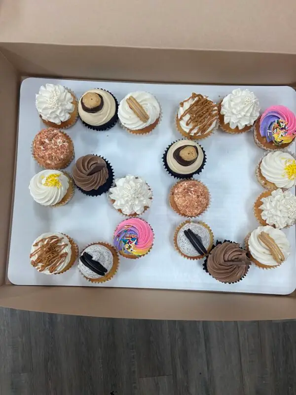 Cupcake Cakes - Image 4