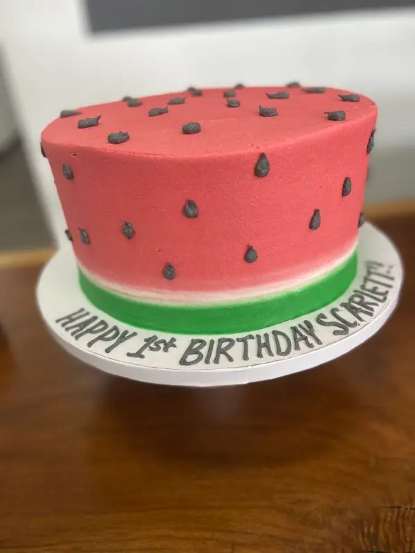 Themed Cakes - Image 10