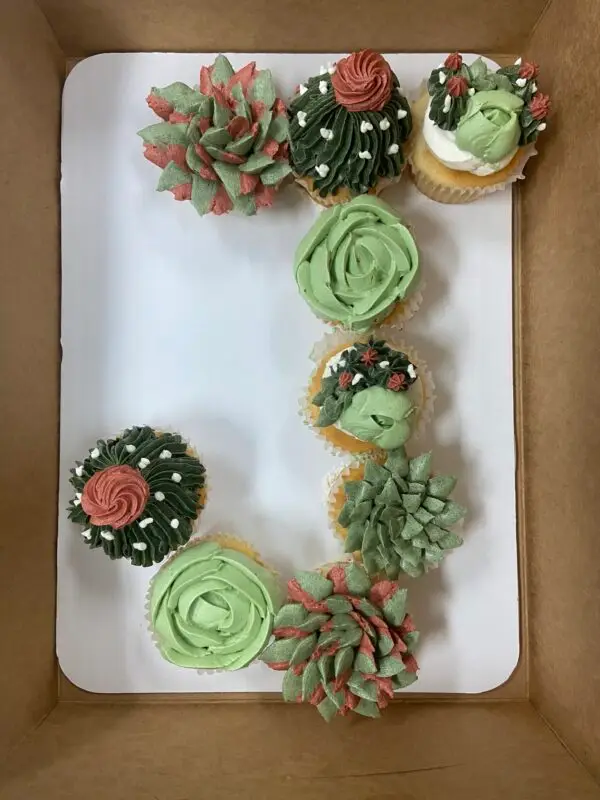 Cupcake Cakes - Image 2