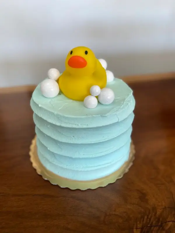 Themed Cakes - Image 5
