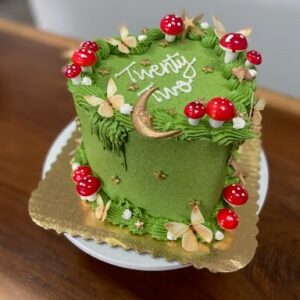 Small Heart (Serves Up To 12)