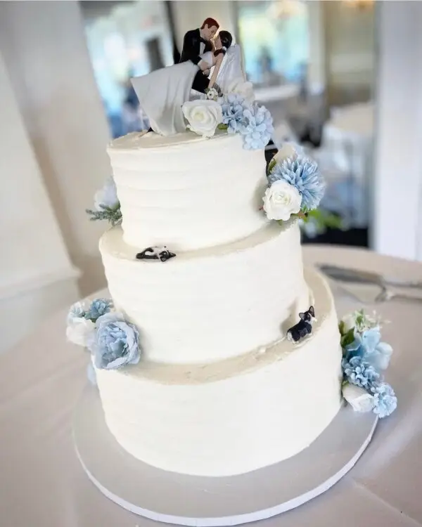 6"/8"/10" rustic line with artificial flowers and plastic toppers
