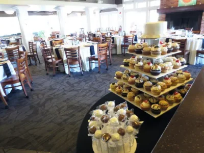 wedding_cupcakes-cakepops